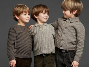 В какие свитера одевать мальчиков?
