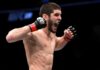 За лёгкими деньгами: почему Оливейра не торопится оспаривать титул с Махачевым