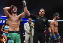 Прервал серию из 12 побед: Рабаданов обидно уступил Дэвису и не смог стать двукратным чемпионом Гран-при PFL