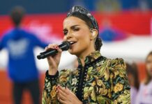 Визит на Пискарёвское, гимн от Куртуковой и удар 99-летнего ветерана: чем запомнился матч между сборными России и Перу